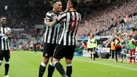 “帕尔默半场独进四球，英超赛场刷新纪录”